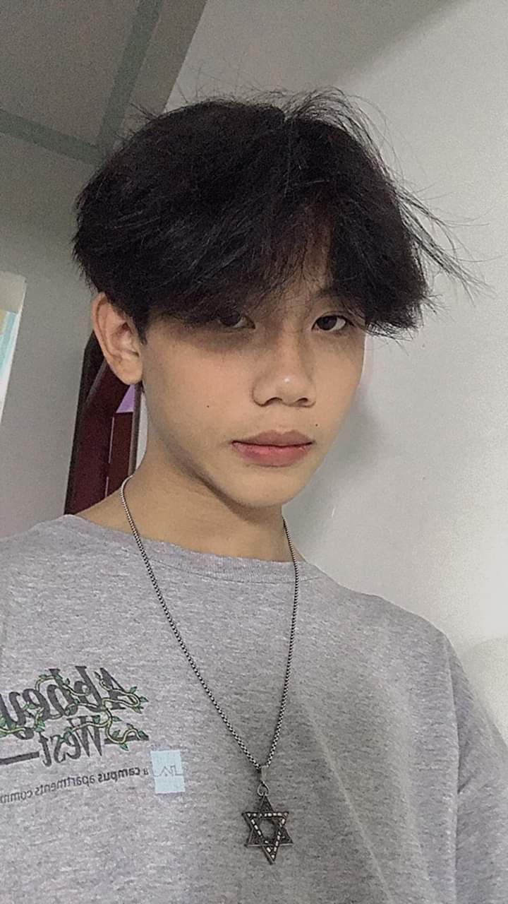 Một loạt ảnh trai đẹp 2012 nhanh chóng thu hút hàng loạt bình luận tích cực