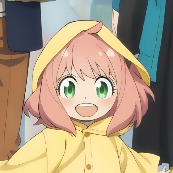 Anya dễ thương mặc áo mưa vàng