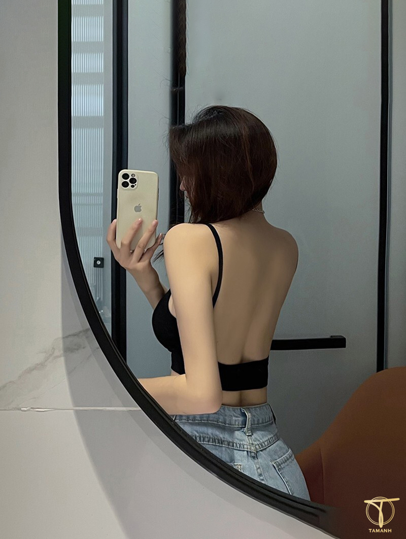 chụp trước gương