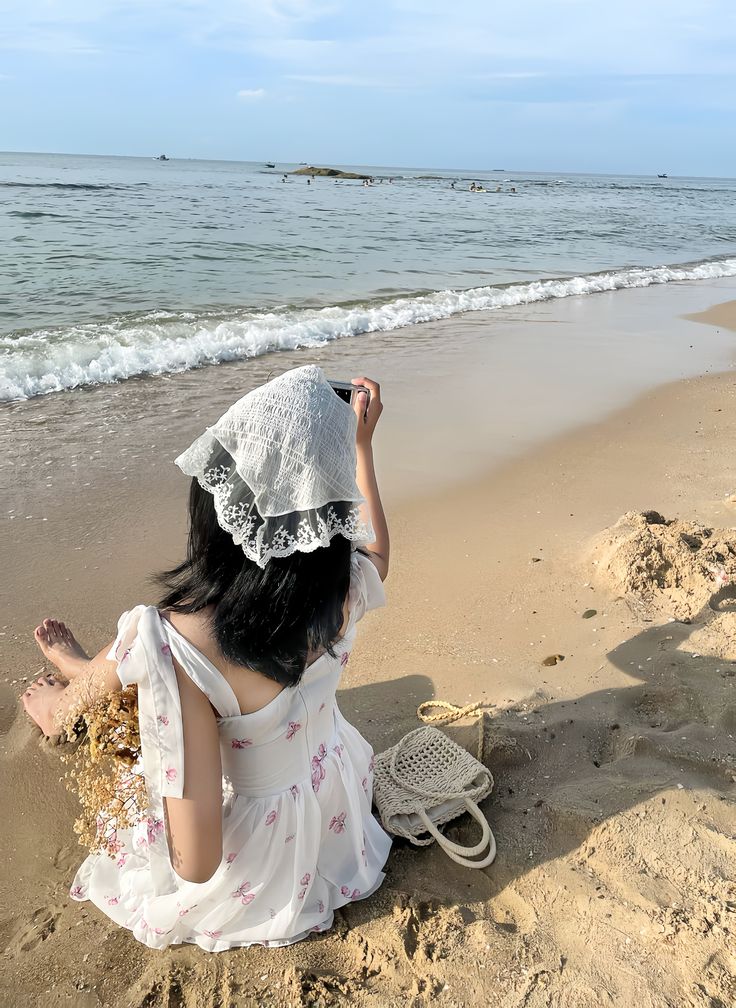 Dáng em nhỏ bé nhưng khung hình lại rộng mở