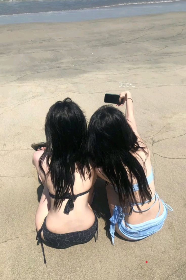 Biển trước mặt và em lặng lẽ - một sự kết hợp dịu dàng