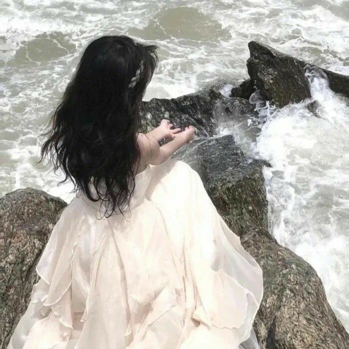 Góc chụp sau lưng là lời thì thầm của khung cảnh