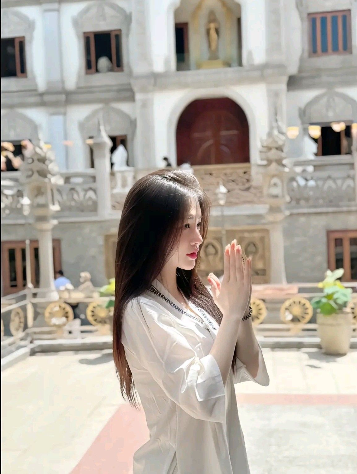 Chụp ảnh ở chùa đơn giản nhưng ý nghĩa