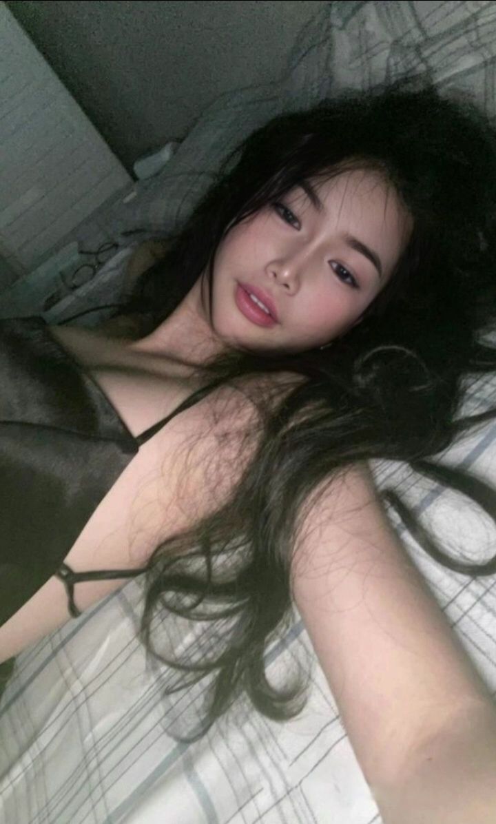 Ảnh gái xinh 2k5 mang sự trẻ trung tinh nghịch làm người xem thích thú