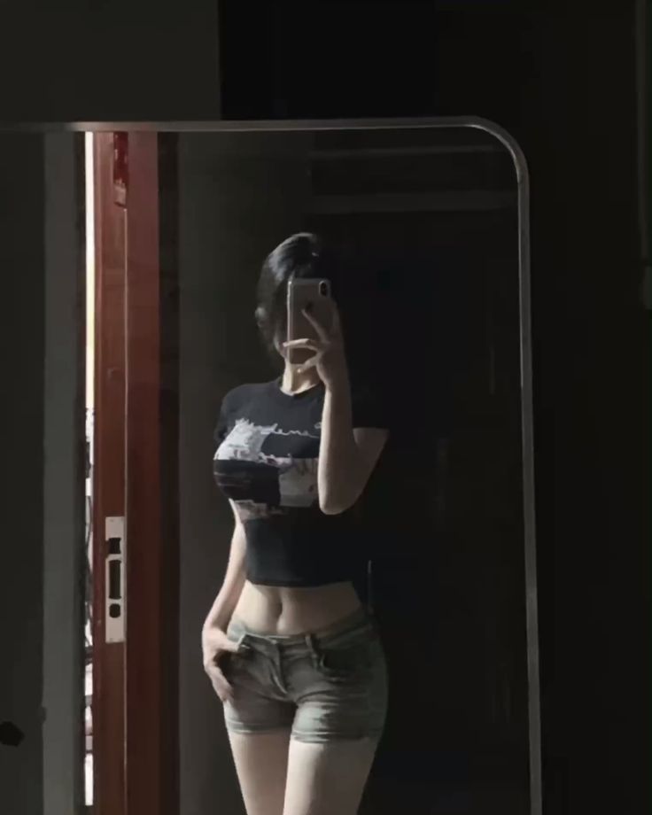 Nét đáng yêu tự nhiên trong ảnh gái xinh 2k5 khiến ánh nhìn lưu luyến