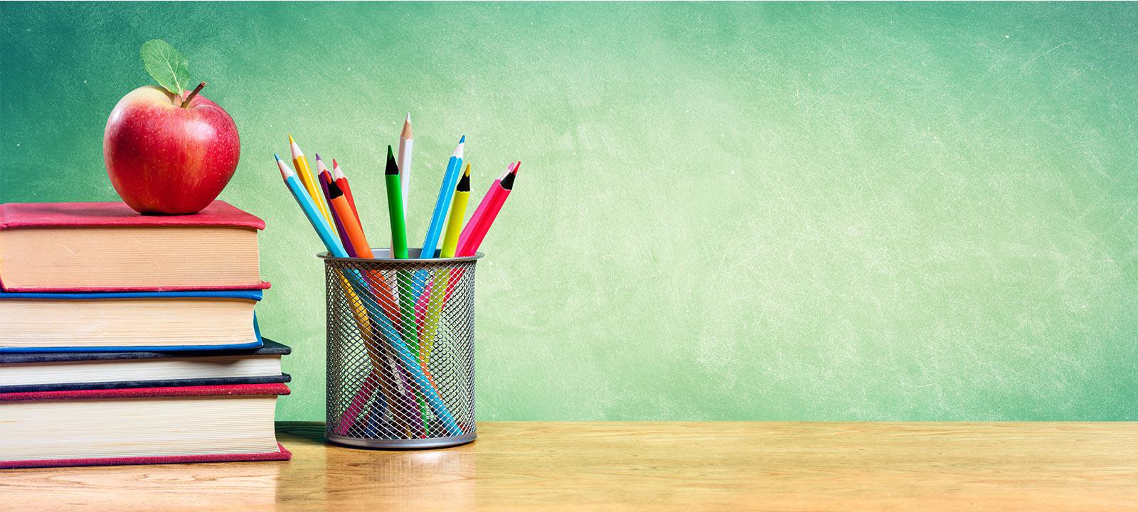 Hình nền powerpoint học tập chủ đề tư duy phản biện