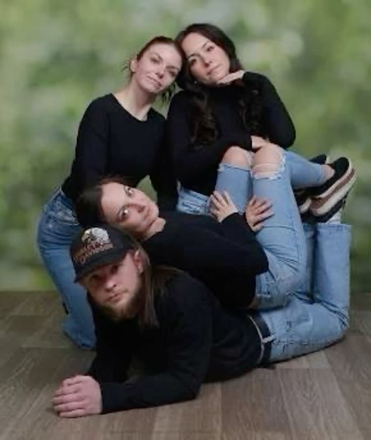 Pose dáng nhóm lầy nhất quả đất