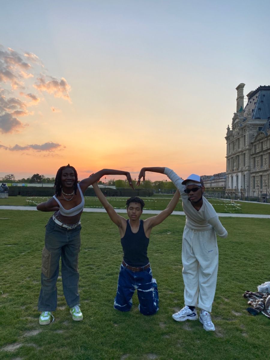 Lầy hết phần của người khác