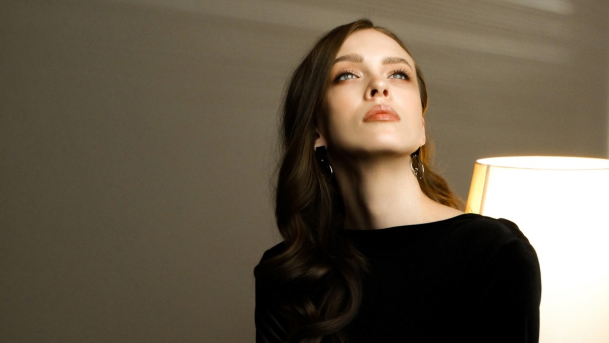 Lạnh lùng là gì? Dấu hiệu của một người lạnh lùng