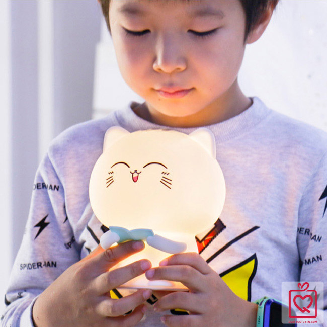 Đèn ngủ để bàn dễ thương - Mèo con