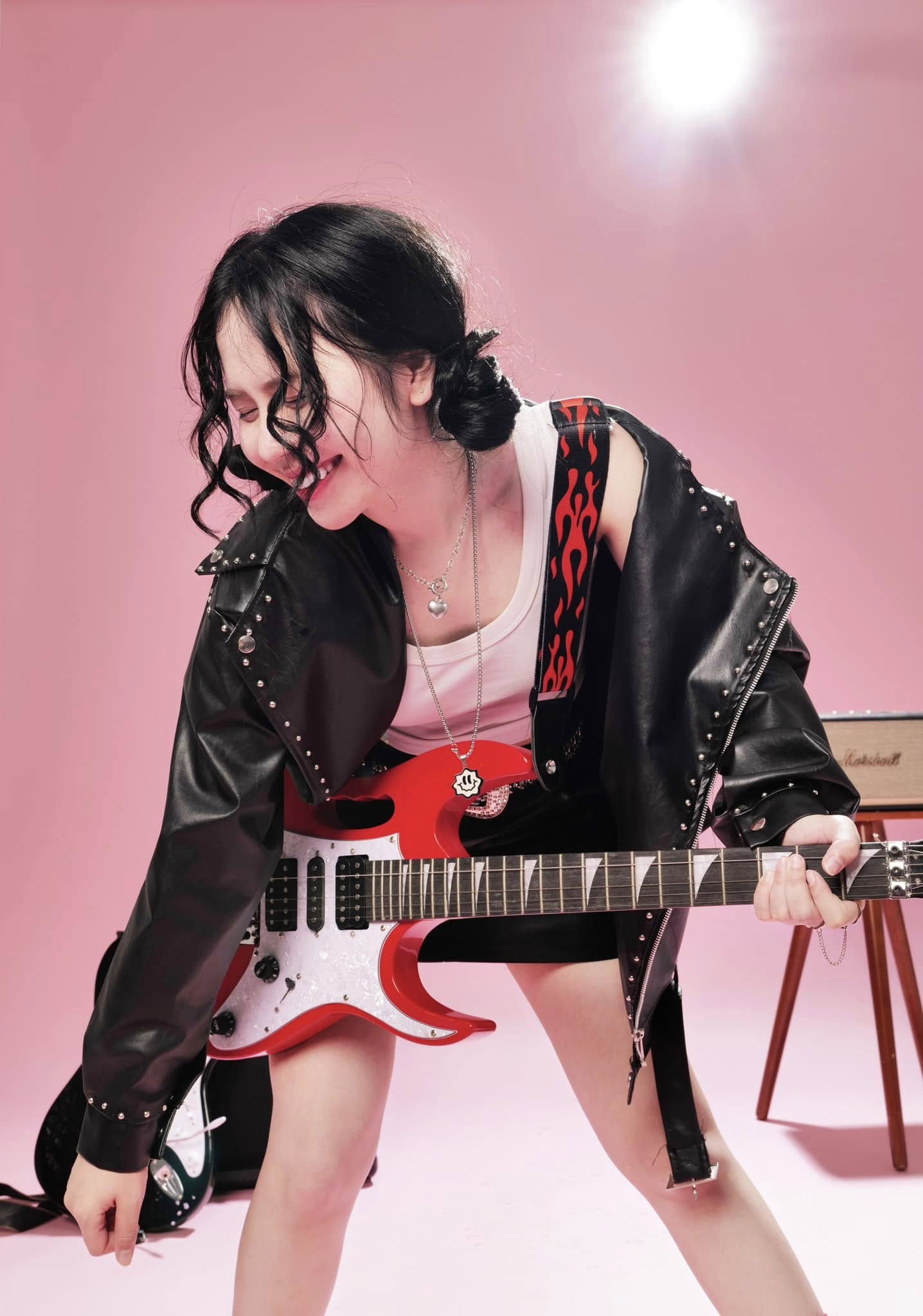 Bộ ảnh Sammy Đào hiếm luôn là chủ đề bàn tán sôi nổi