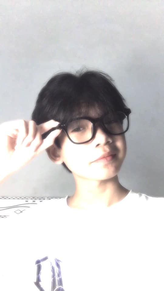 Một bộ ảnh trai đẹp K7 được nhắc đến nhiều và nhanh chóng chiếm spotlight trên mạng