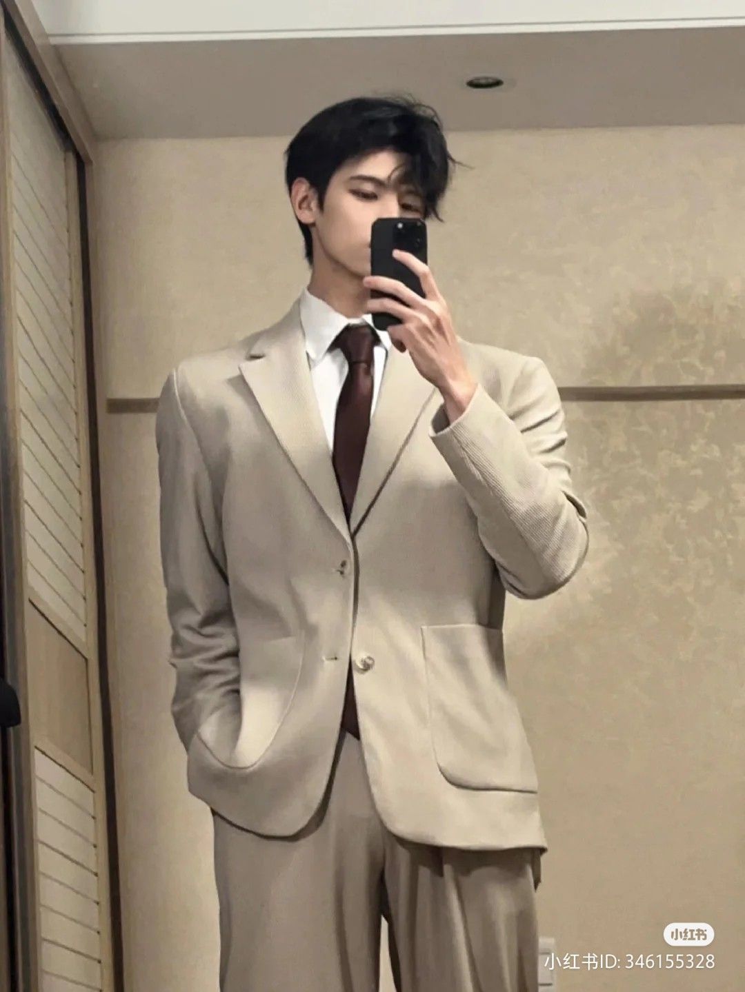 anh đẹp trai che mặt bằng kính