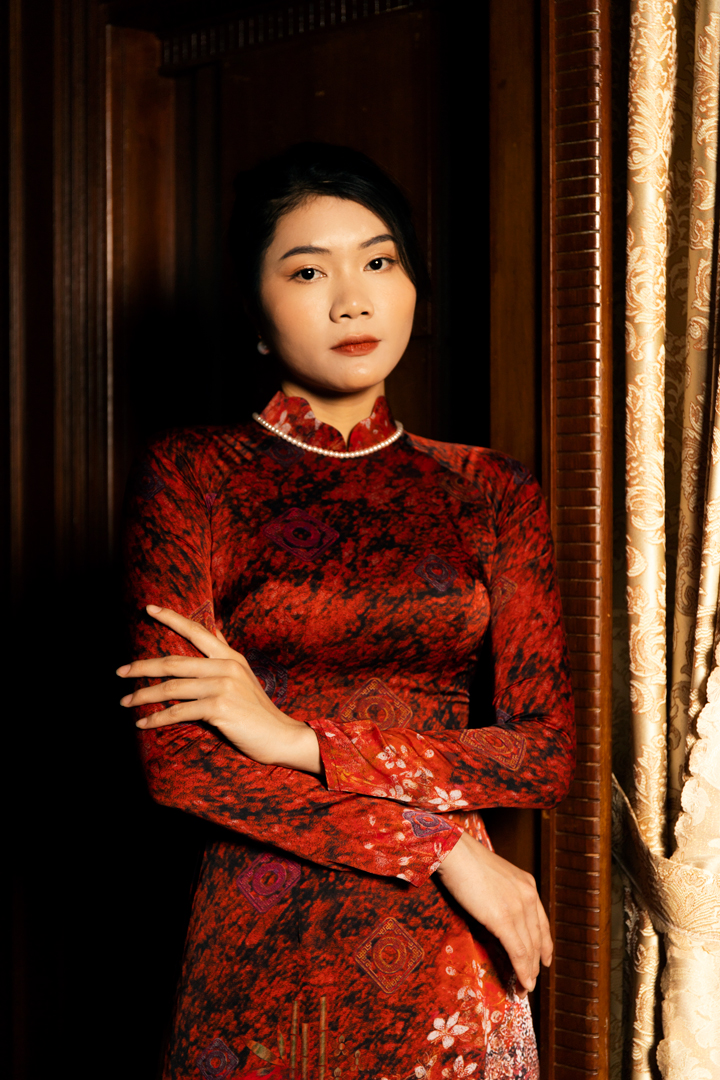 gam màu tươi sáng trẻ trung cùng họa tiết độc đáo dễ dàng che bụng