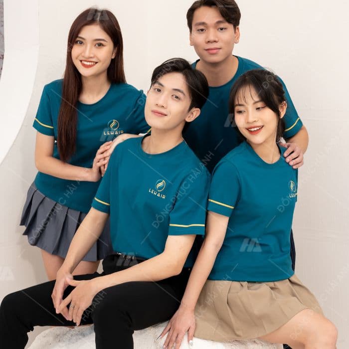 Đồng phục tạo nên sự thống nhất và chuyên nghiệp của doanh nghiệp