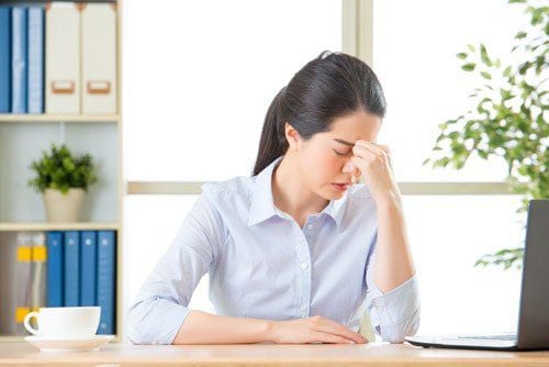 11 triệu chứng huyết áp thấp và lời khuyên từ bác sĩ