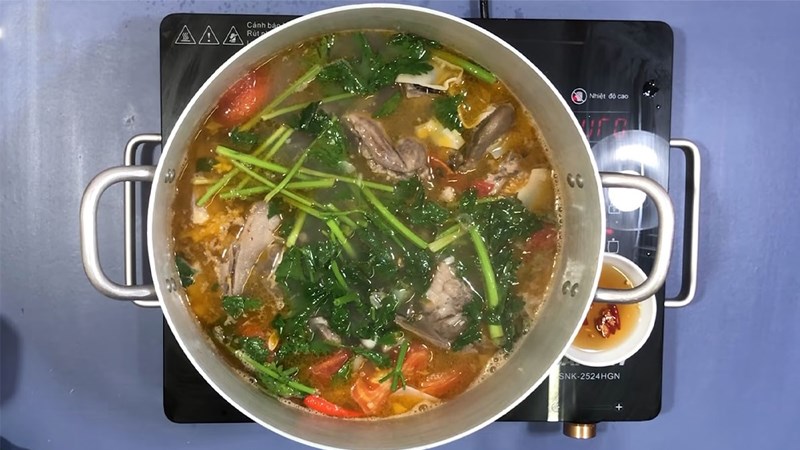 Cá bớp chiên giòn sốt chanh