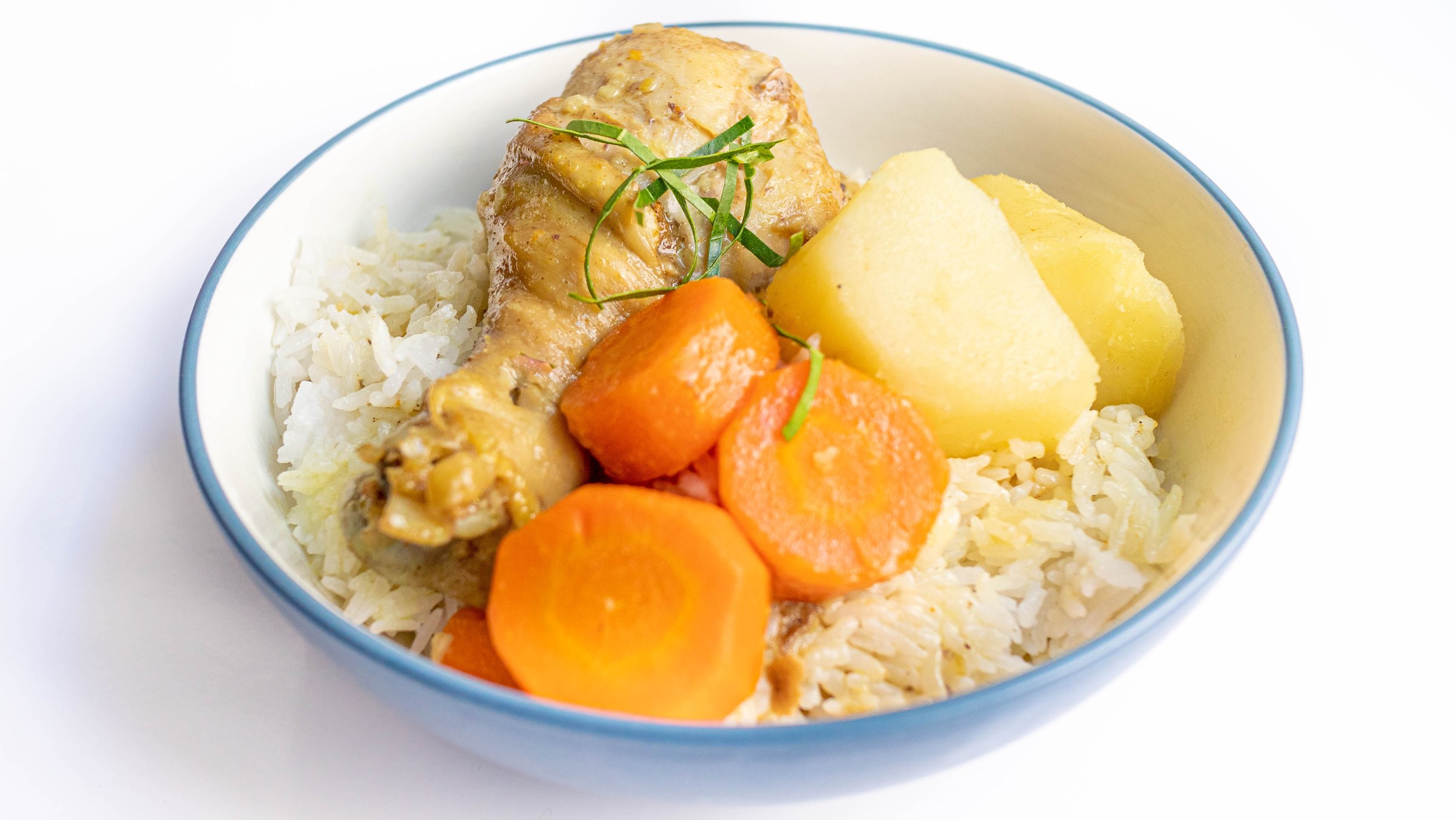 Vietnamese coconut chicken curry (Cà Ri Gà) over steamed rice