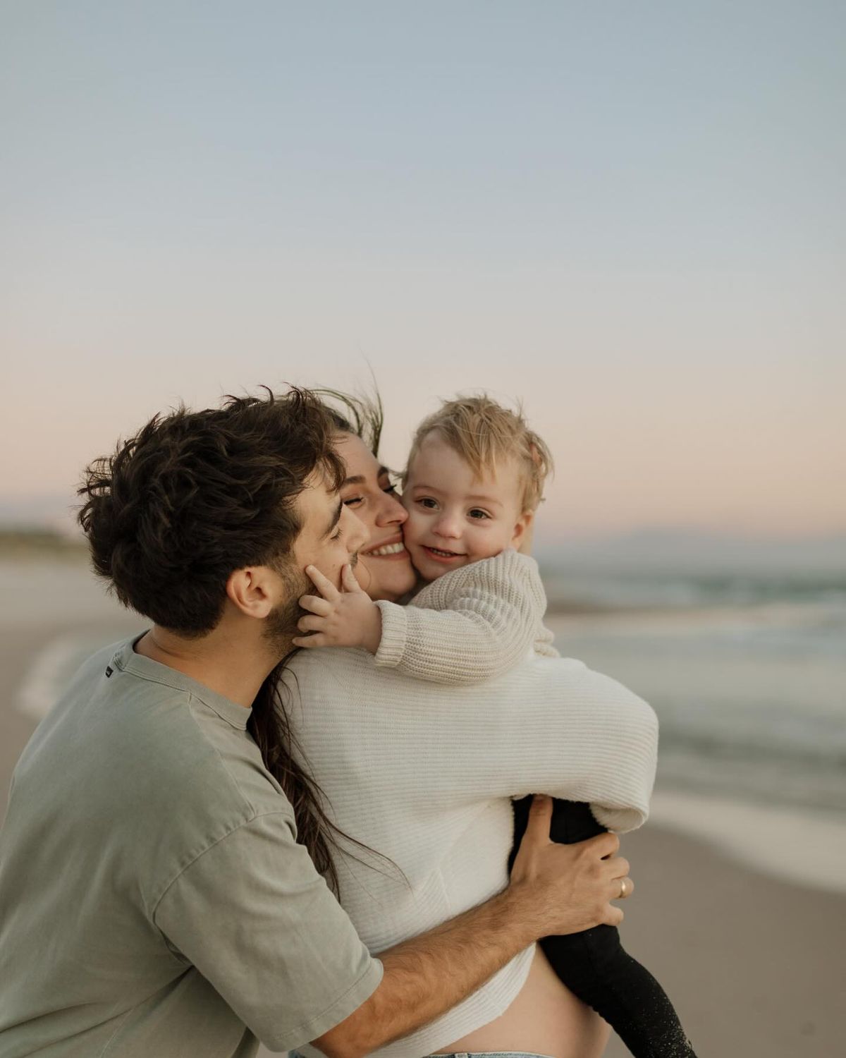 Ký ức tuổi thơ nằm giữa hai con sóng