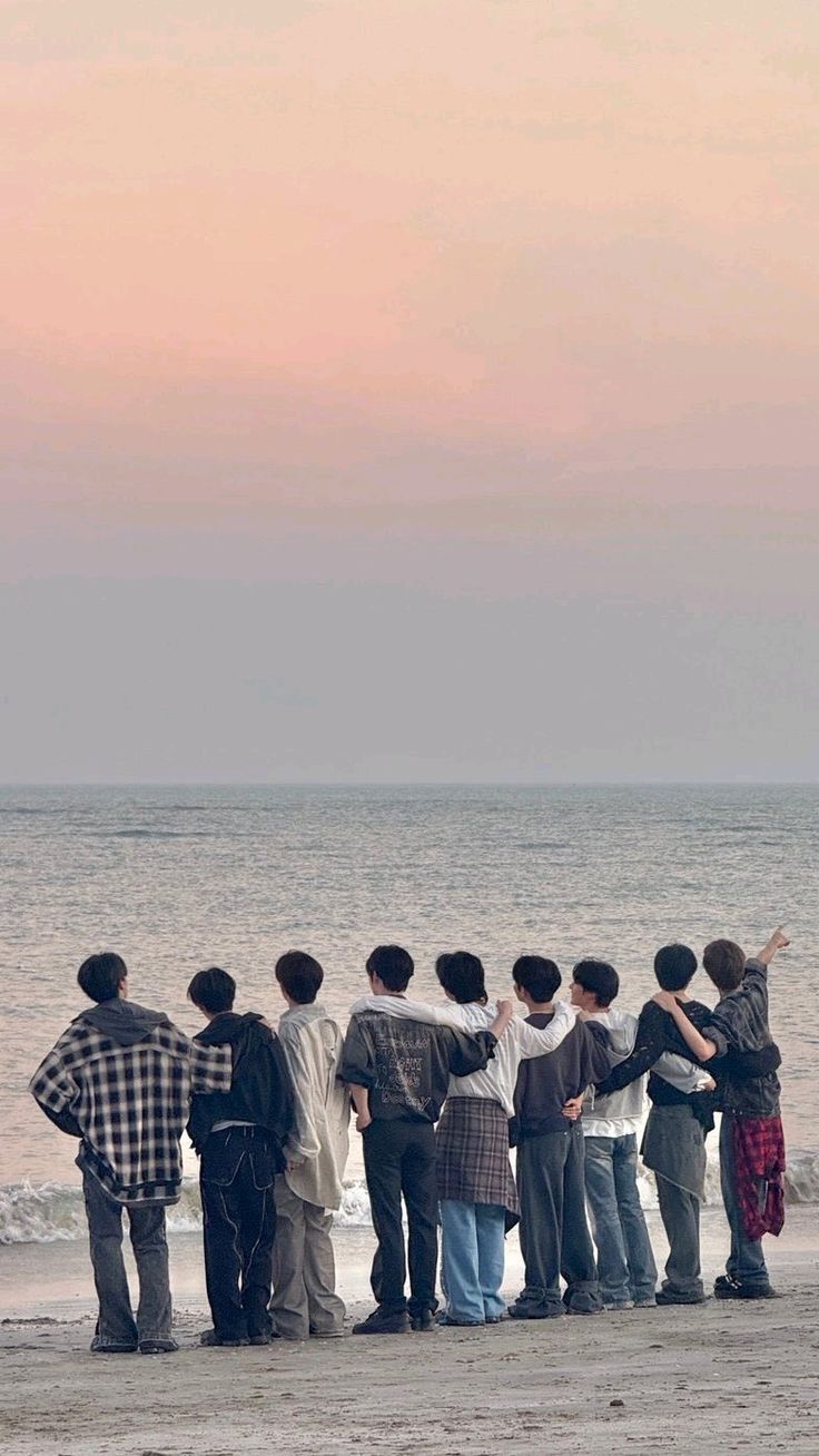 Mỗi tấm hình là một kỷ niệm gió mặn