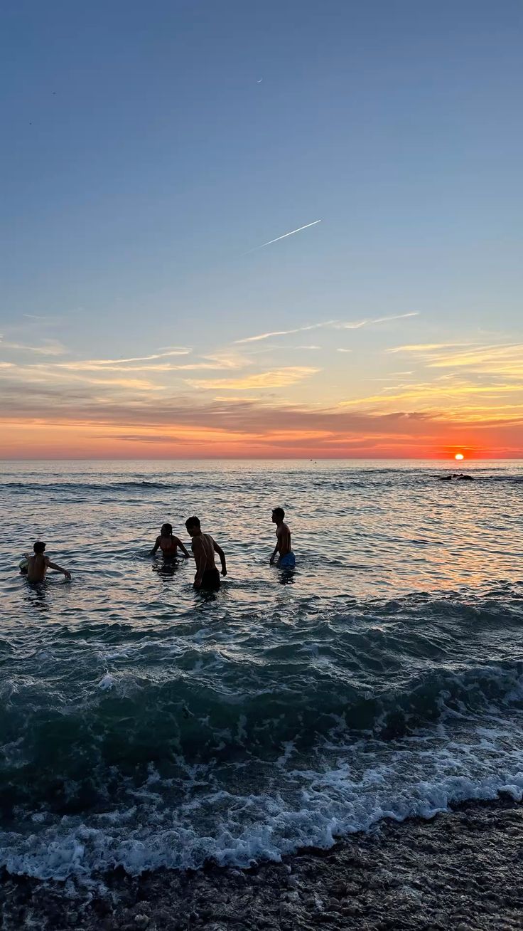 Bình minh hôm nay có mùi bạn thân