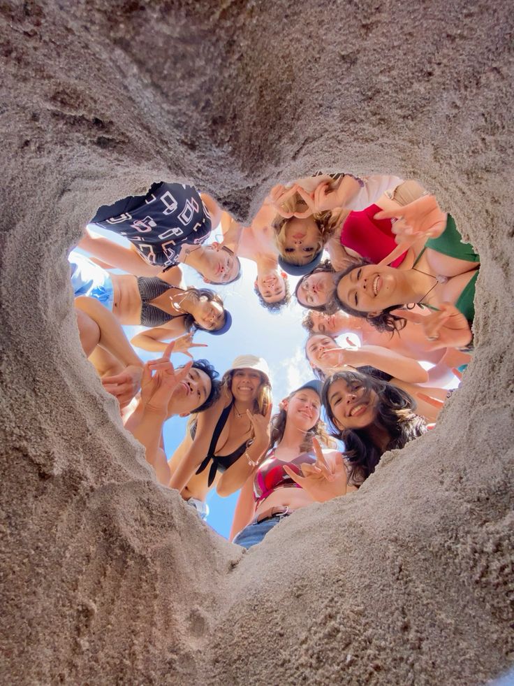 Trời xanh cũng không xanh bằng tiếng cười tụi mình