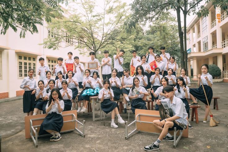 Khoảnh khắc đoàn kết trong bức ảnh lớp