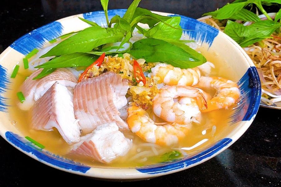bún nước lèo