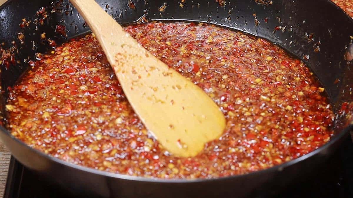 Cách làm sa tế ớt dừa bước 3