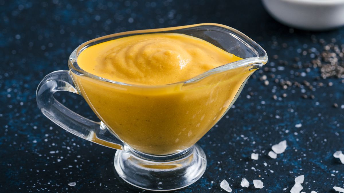 Làm nước sốt phô mai để nướng hàu