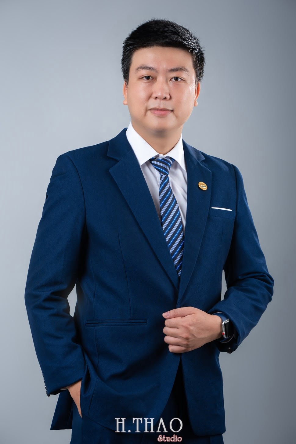Anh profile 56 - Dịch vụ chụp ảnh công sở đẹp, chuyên nghiệp tại TPHCM - HThao Studio