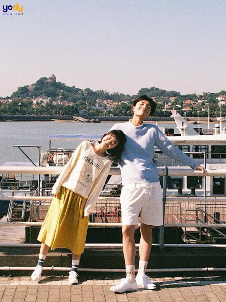 Tạo dáng chụp ảnh đo chiều cao