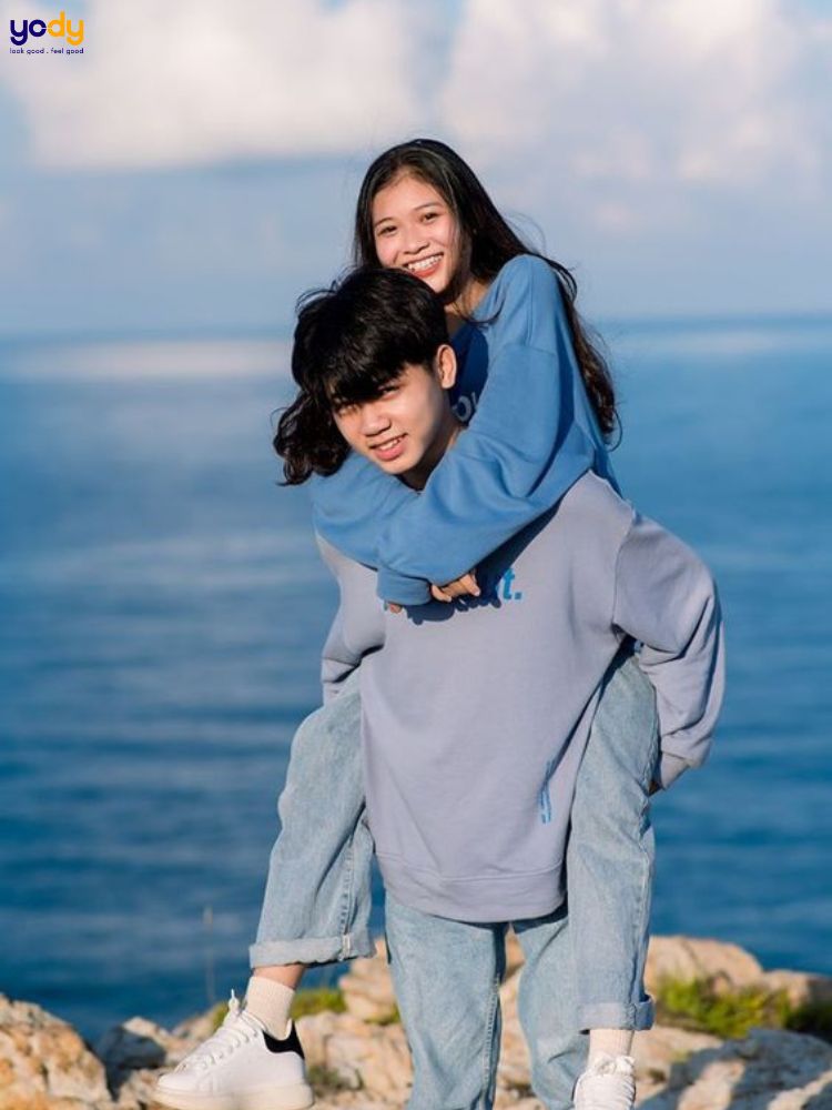 Tư thế chụp ảnh nam cõng nữ