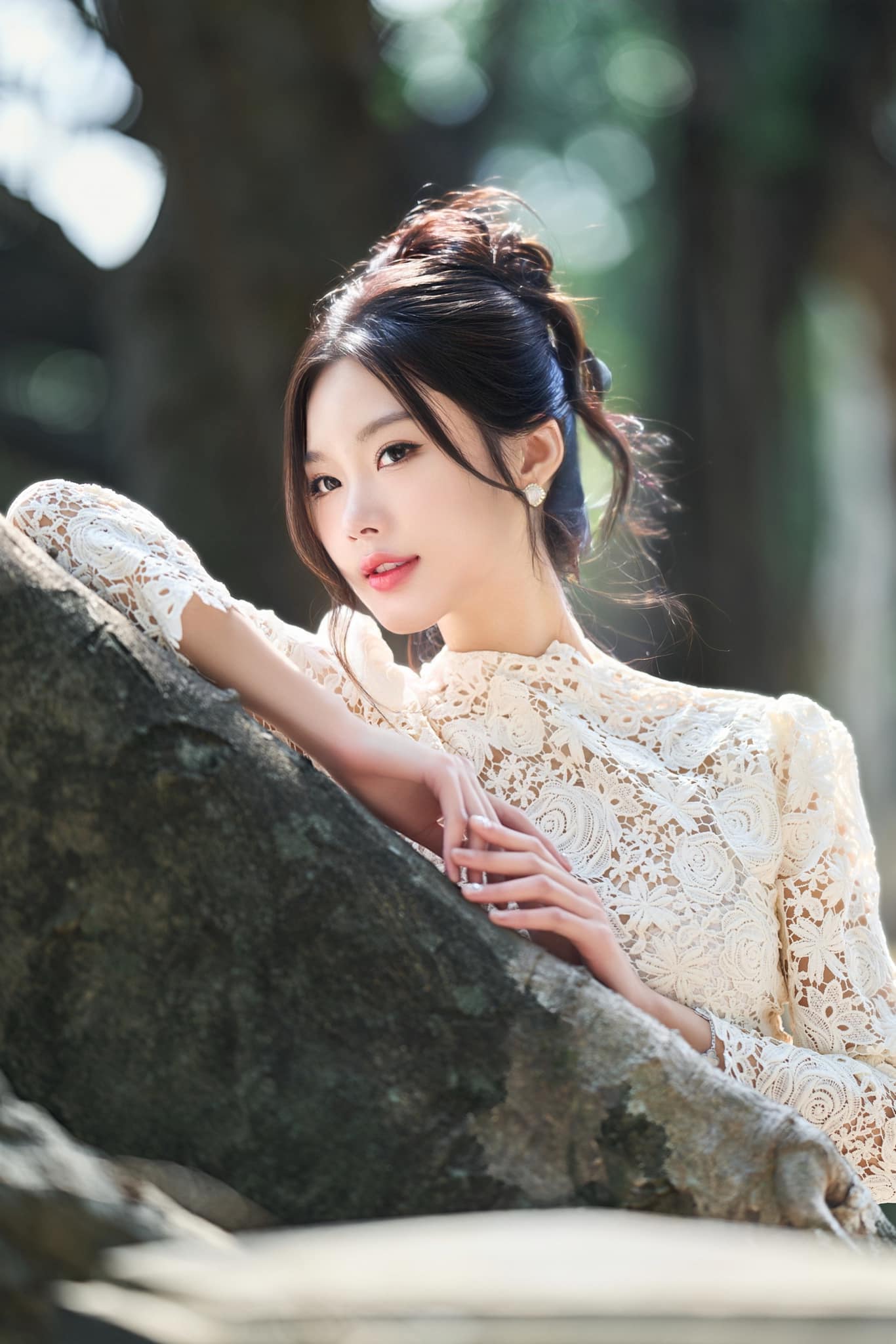 Tổng hợp Trần Hà Linh nổi bật trên mạng xã hội