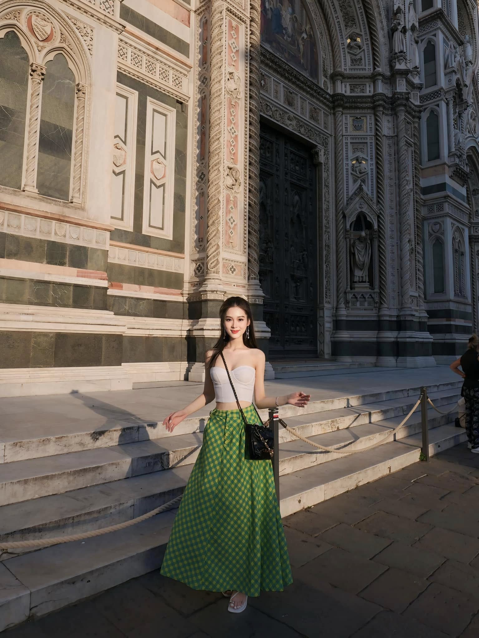 Tổng hợp Trần Hà Linh trong những video nổi bật