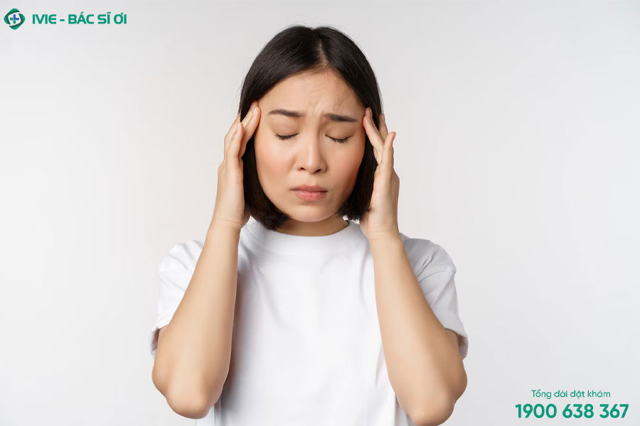 Rối loạn thần kinh là một nguyên nhân khác của da đau rát như bị bỏng