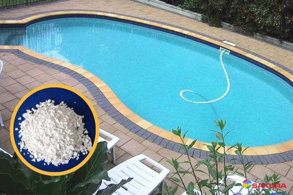 Clorua vôi ứng dụng trong khử trùng bể bơi