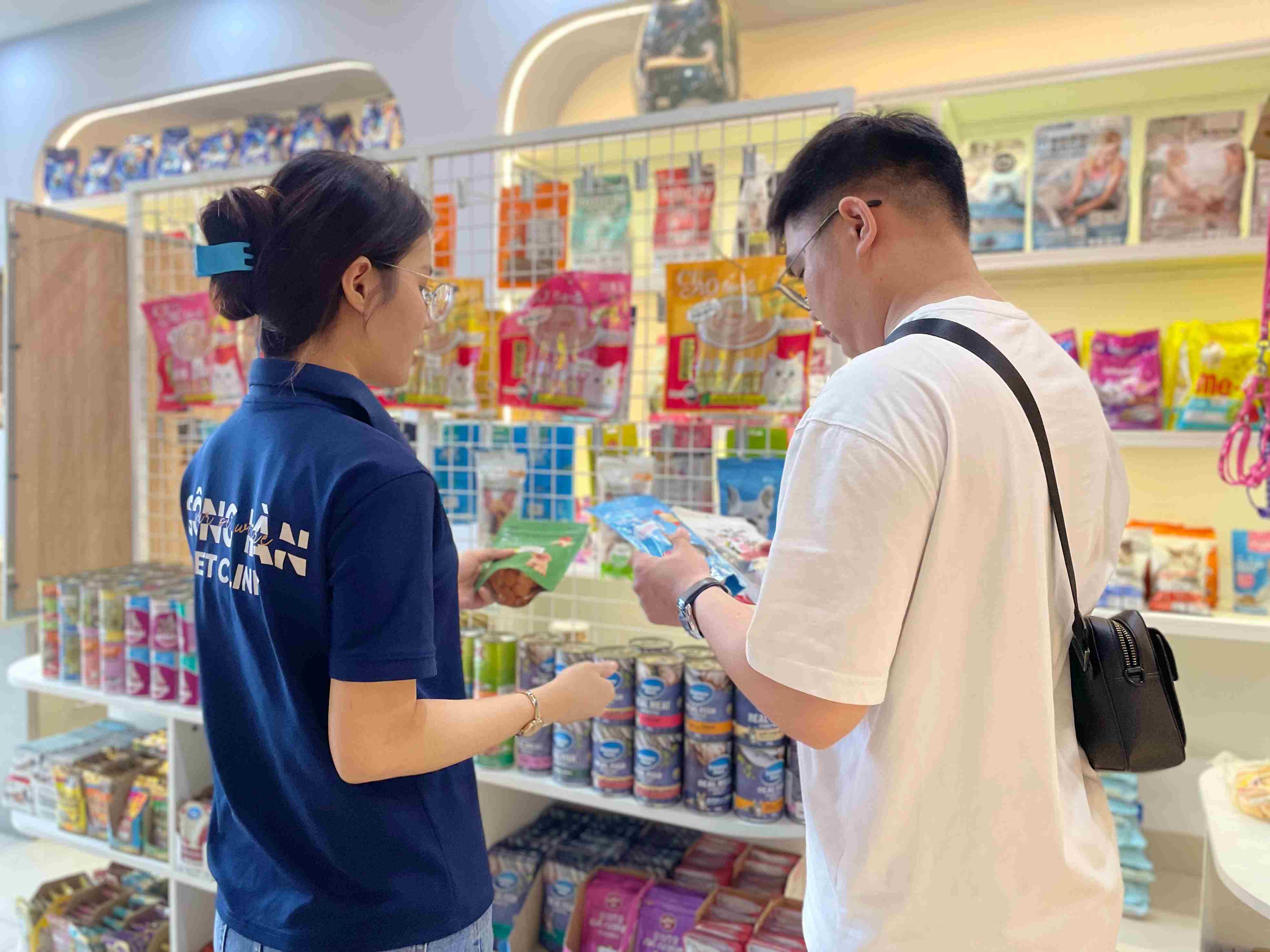 Chế độ ăn uống cho chó hợp lý