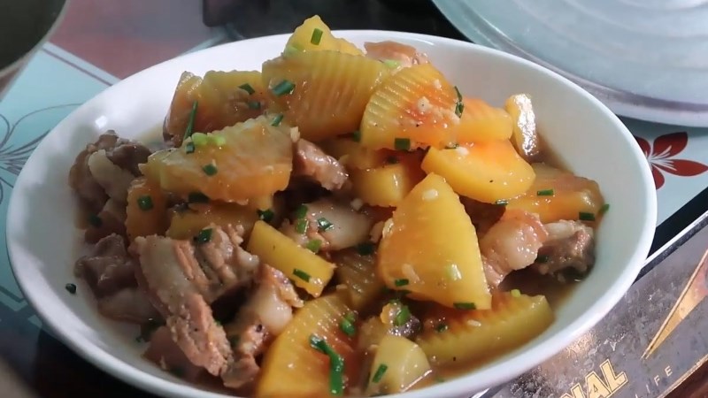 Sườn hầm đu đủ