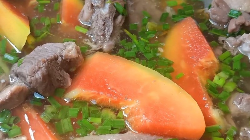 Nem chua chay đu đủ