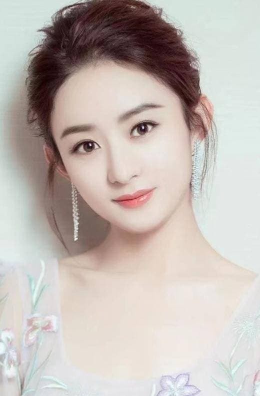 Khuôn Mặt Đẹp Gái