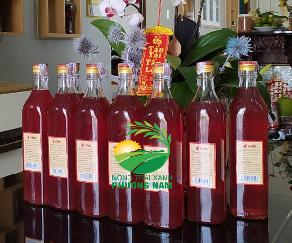 2. Rượu huyết nhung