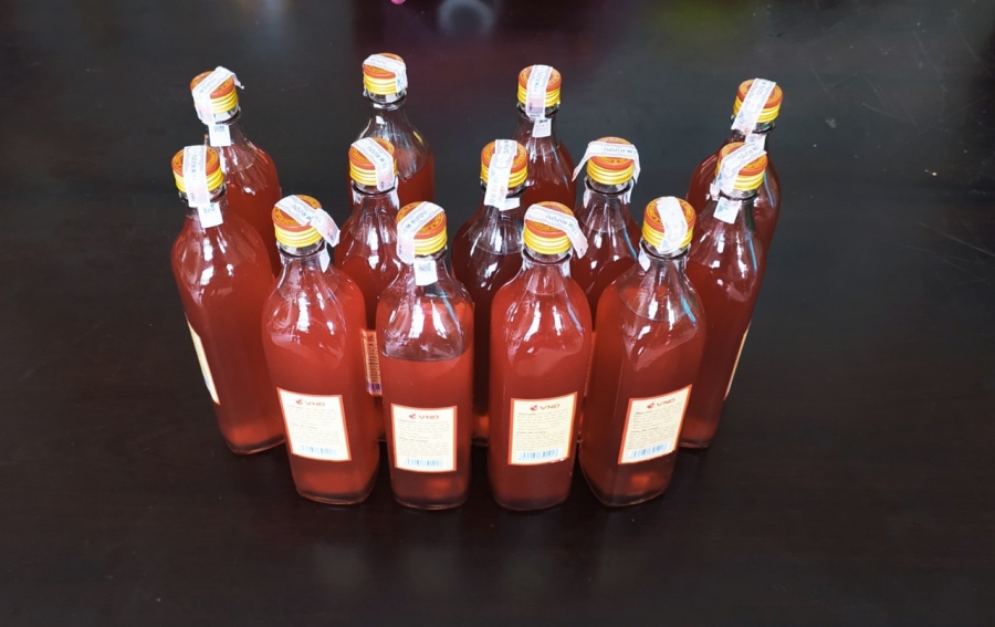 4. Rượu huyết nhung