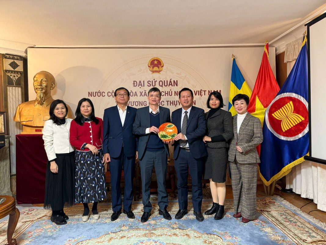 THÚC ĐẨY HỢP TÁC GIÁO DỤC – PHÁP LUẬT VIỆT NAM – THỤY ĐIỂN