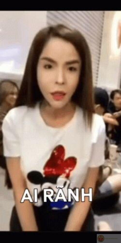 Cô Cẩm Lan meme Linda