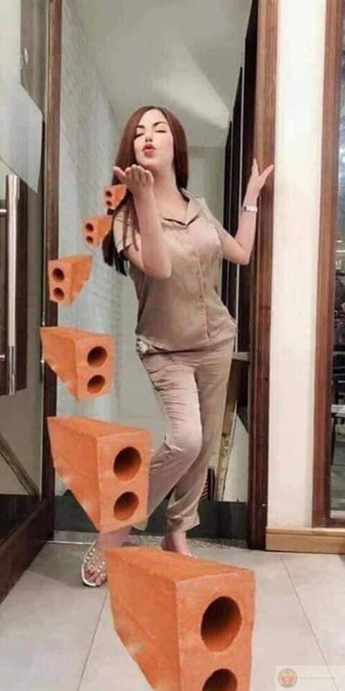 Linda gạch ống meme hài