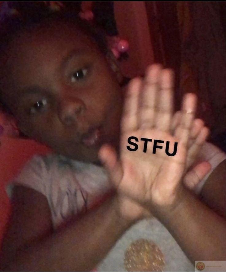 Đang yên đang lành, cái mồm lại phá game