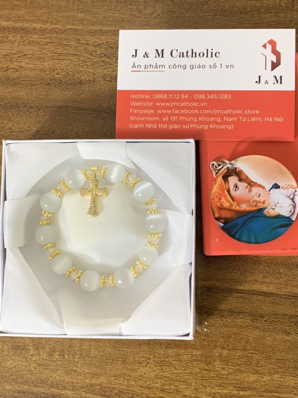 Chuỗi Mân Côi đá Mắt Mèo trắng Thánh Giá vàng