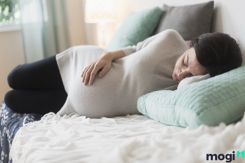 Bà bầu nằm mơ thấy cắt tóc