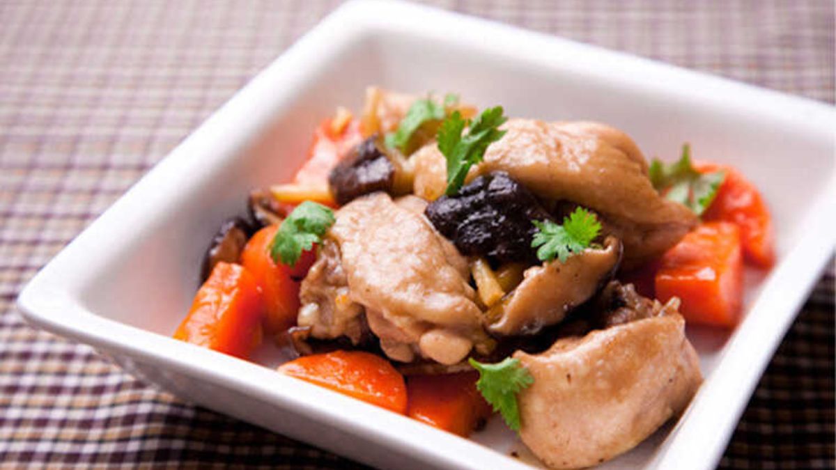 Món ngon từ Gà - Gà kho nấm